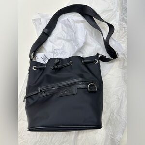 NWT   $295 Longchamp Small Le Pliage Neoprene Bucket Bag Black